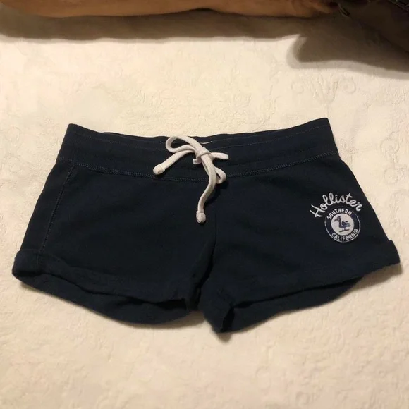 Hollister Y2K Shorts, Size XS - Picture 2 of 4